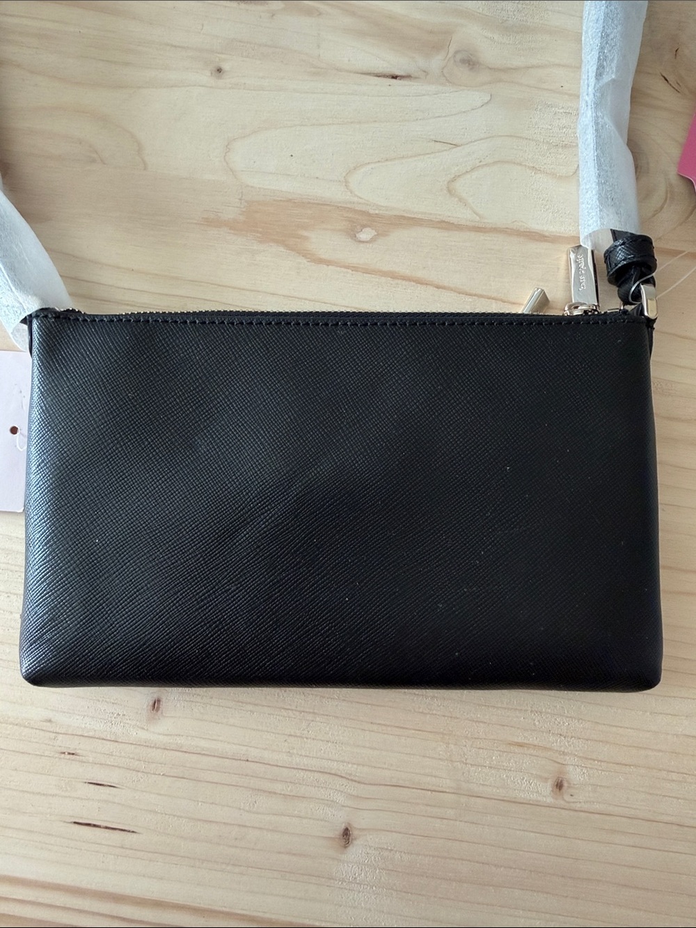 kate spade Black Crossbody Wallet with Pale Pink Front Pocket - Picture 5 of 6